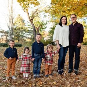 Meet your Posher, Leslie